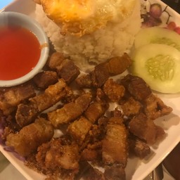 ข้าวราดทอดเกลือ