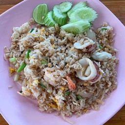 ข้าวผัดทะเล ธรรมดา
