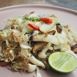 เส้นหมี่ผัดเจ