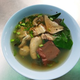 เกาเหลาเลือดหมูเจ๊หมวยคลองเตย 2