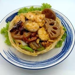 กระทงเผือกแพรว