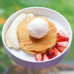 Fruity Honey Pancake