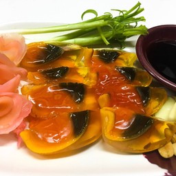 ไข่เยี่ยวม้าสีทองทรงเครื่อง (ปลอดสารพิษ)