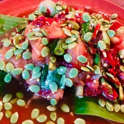 จานนี้เด็ดมาก แซลม่อนสดจัด