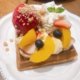On The Table เอสพลานาดรัชดา