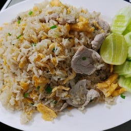 ข้าวผัดหมู(กลาง)