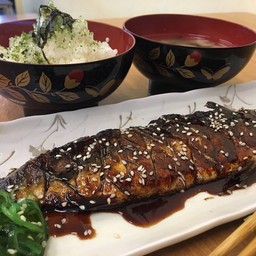 ข้าวหน้าปลาซาบะย่าง