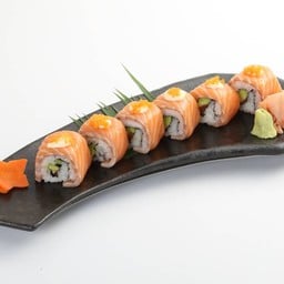 1007.SALMON URA MAKI