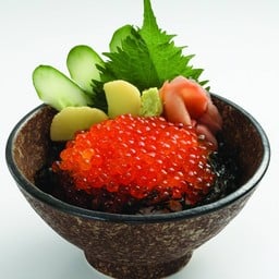 2618.IKURA DONSalmon Roe Rice Bowl