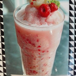 ลิ้นจี่ราสเบอร์รี่ปั่น (Lychee-Rassberry Frappe)