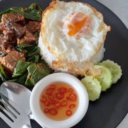 ก๋วยเตี๋ยวเนื้อตุ๋น หมูตุ๋น นายตี๋