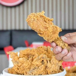 ร้านไก่แถวบ้าน หน้า 7-11 ในซอยสะแกงาม14