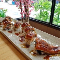 ปลาไหลโรล