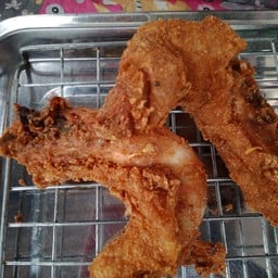 คอไก่ทอด