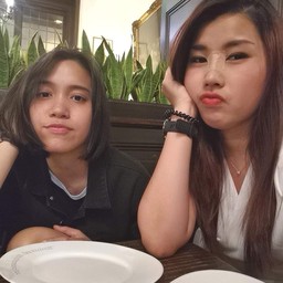 ระหว่างที่รอ​อาหารแสนอร่อยของพวกเรา