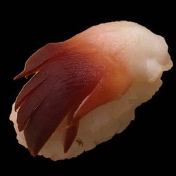 ซูชิหอยปีกนก 1 ฟรี 1