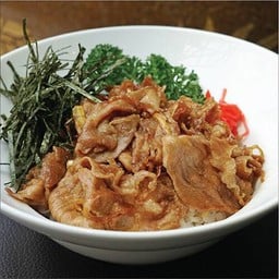 ข้าวหน้าหมูจอมพลัง