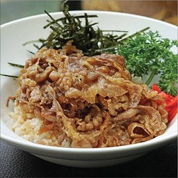 ข้าวหน้าเนื้อจอมพลัง