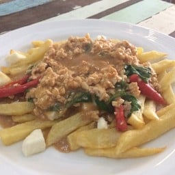 ปูตินกะเพราไก่