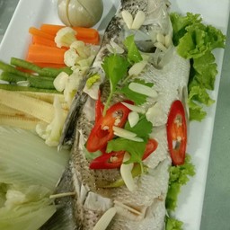 ปลากระพงนึ่งลุยสวน