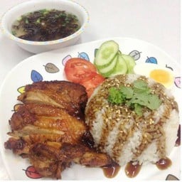 ไก่กะต๊าก By กระเช้า (ข้าวไก่เทอริยากิ ข้าวไก่ยำแซ่บ ข้าวหมูทอด ข้าวเหนียวใบเตย ตลาดพลู)
