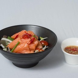 แซลมอนยำไทย