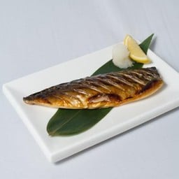 ปลาซาบะย่างเกลือ