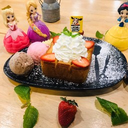 สตรอเบอรี่โทส