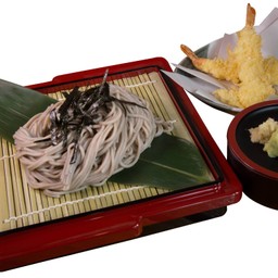 โซบะเย็นกุ้งเทมปุระ