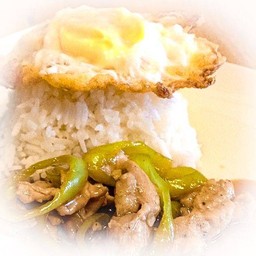 ข้าวราดพริกหยวกหมู