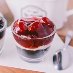 สตอเบอรี่ชีสพาย