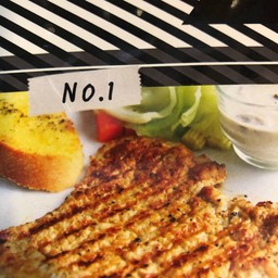 สเต็กหมูสันนอก (Pork Sirloin Steak)