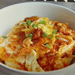 ข้าวหมูเกาหลี (Korean Style Pork Rice)