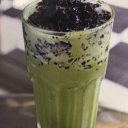 ชาเขียวเขียวเขียวเฉาก๊วยปั่น (GreenGreenGreentea With Black Jelly Frappe)