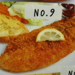 สเต็กปลาทอด (Fish Fillet Deep-Fried Steak)