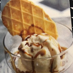 Vanilla Caramel Ice-cream