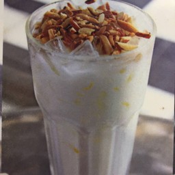 อัลมอนด์นมสดเย็น (Iced Milk Almond)