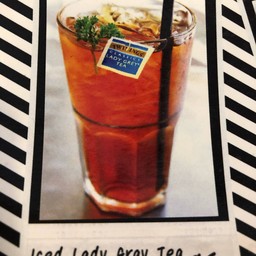 ชาเลดี้เกรย์เย็น (Iced Lady Grey Tea)