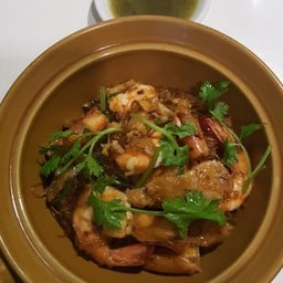 กุ้งอบวุ้นเส้น