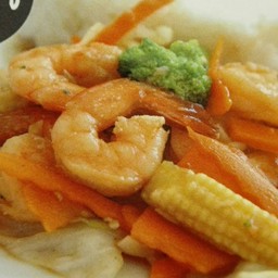 ข้าวผัดผักรวมมิตร (Mix Vegetable Rice)