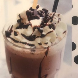 ช็อคโกแลตเอ็กตร้าชิพปั่น (Chocolate Extra -Chip Frappe)