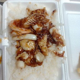 ข้าทะเลกระเทียมพริกไทย