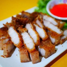 หมูสามชั้นทอดน้ำปลา