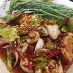 ยำหอยนางรมพริกเผา
