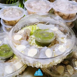 ยำหอยนางรมสดทรงเครื่อง