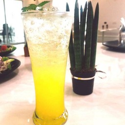 สับปะรดอิตาเลี่ยนโซดา