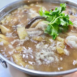 กระเพาะปลาน้ำแดง