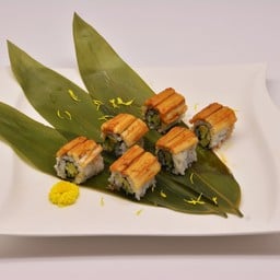 Anago Roll.