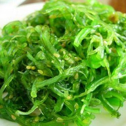 ยำสาหร่ายเย็น