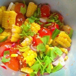 ตำไข่แดงข้าวโพด